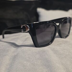 Coach Elegant Black Sunglasses for Women